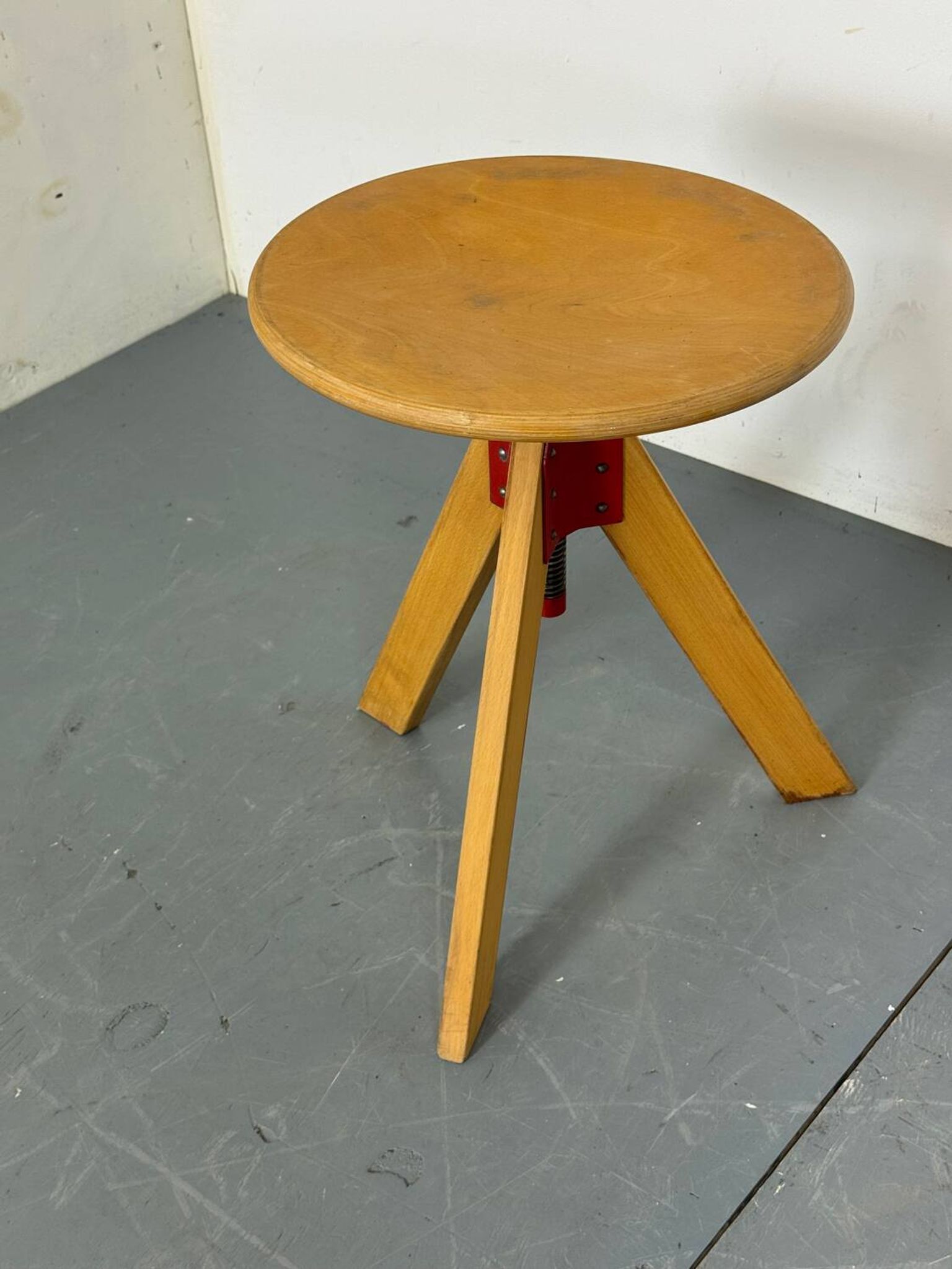 Italian modernist swivel stool by D’ Urbino & Lomazzi, De Pas for Zanotta,