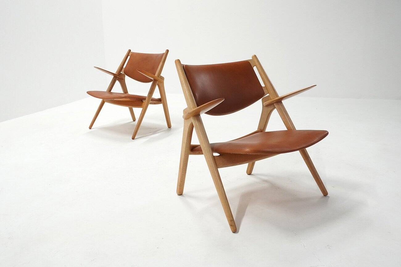 Vintage CH28 Sawbuck Lounge Chairs by Hans J. Wegner for Carl Hansen, 1960s, Set of 2