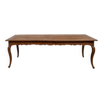 Large farmhouse table in solid cherry wood from the 1900s.