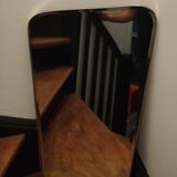 Miroir asymétrique, forme libre en laiton
