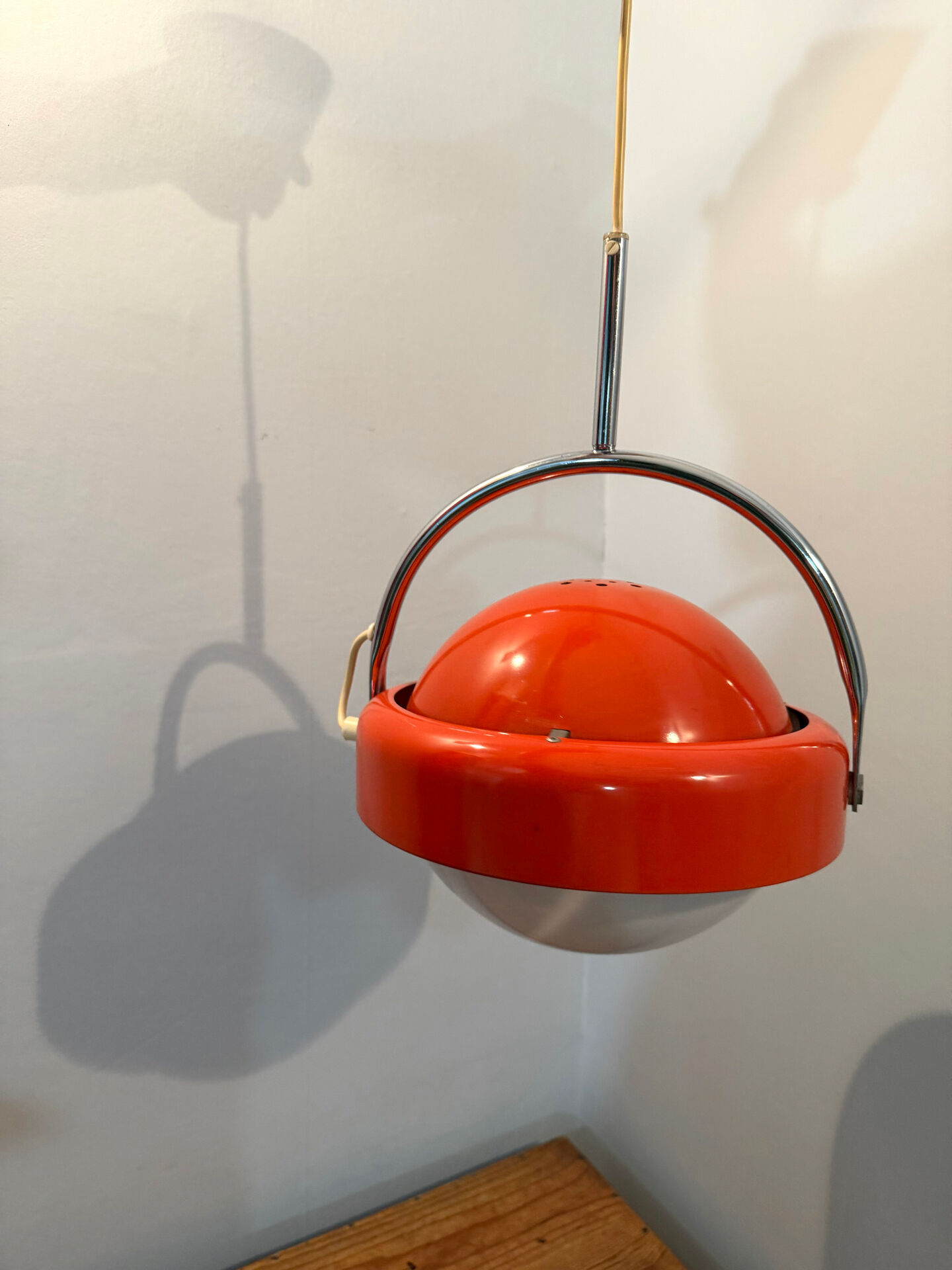Suspension design Space Age by Aneta Vaxjo for Uno Dahlen