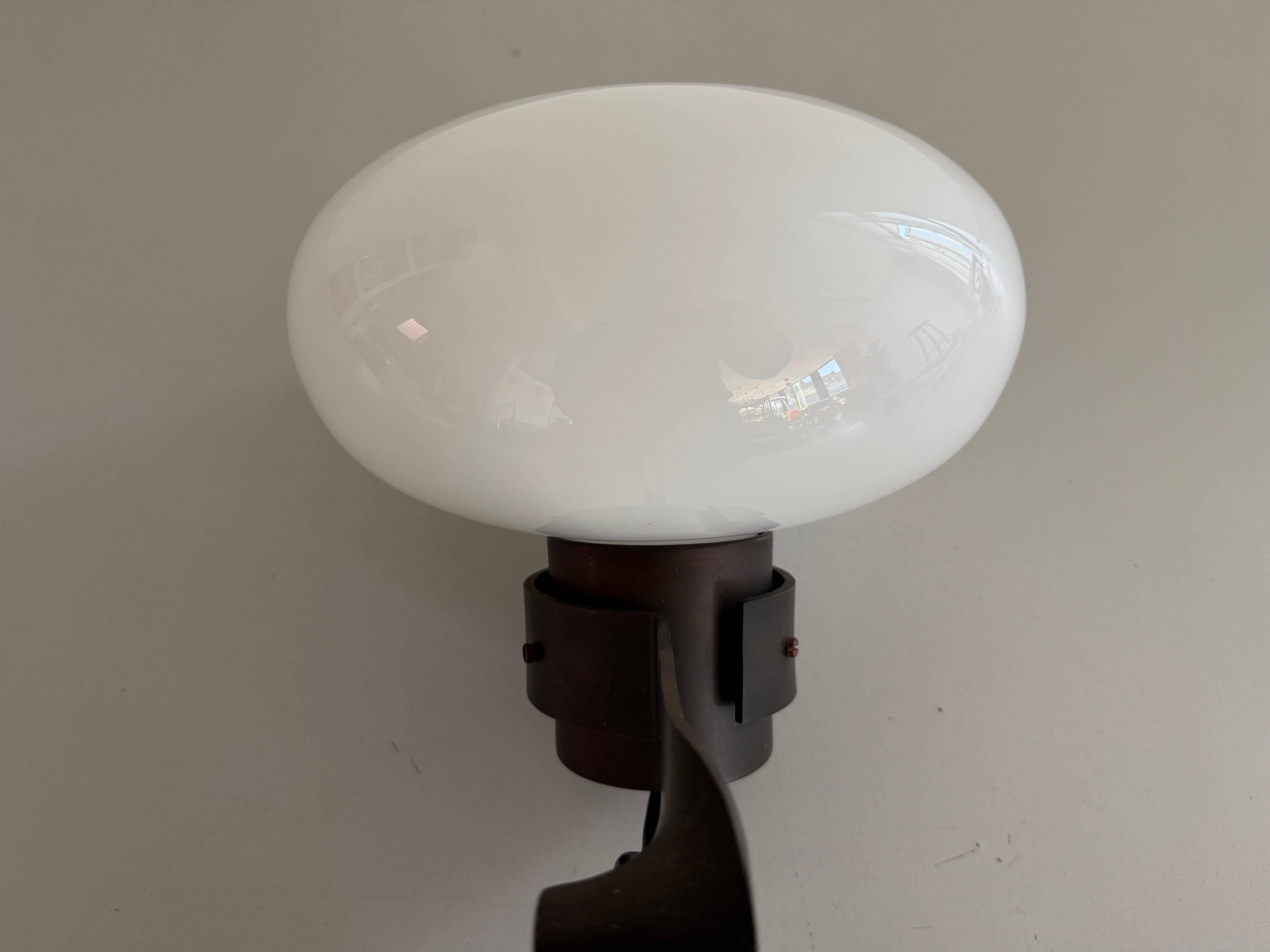 Applique simple par Elio Martinelli pour Martinelli Luce, 1970, Italie