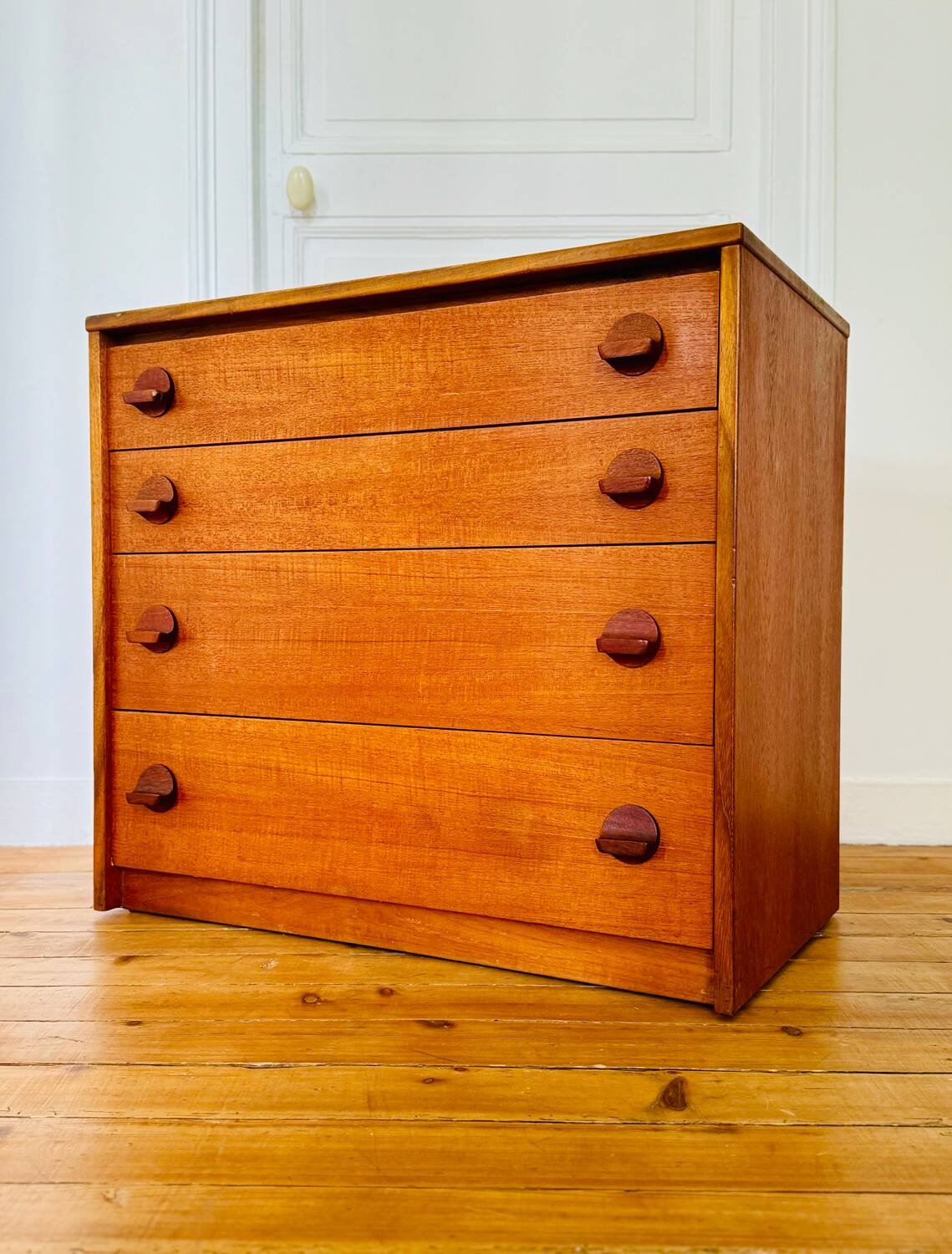 Vintage teak chest of drawers Stag Furniture edition