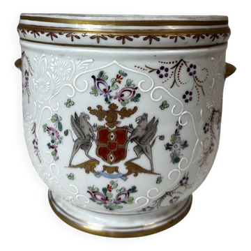 Ceramic plant pot