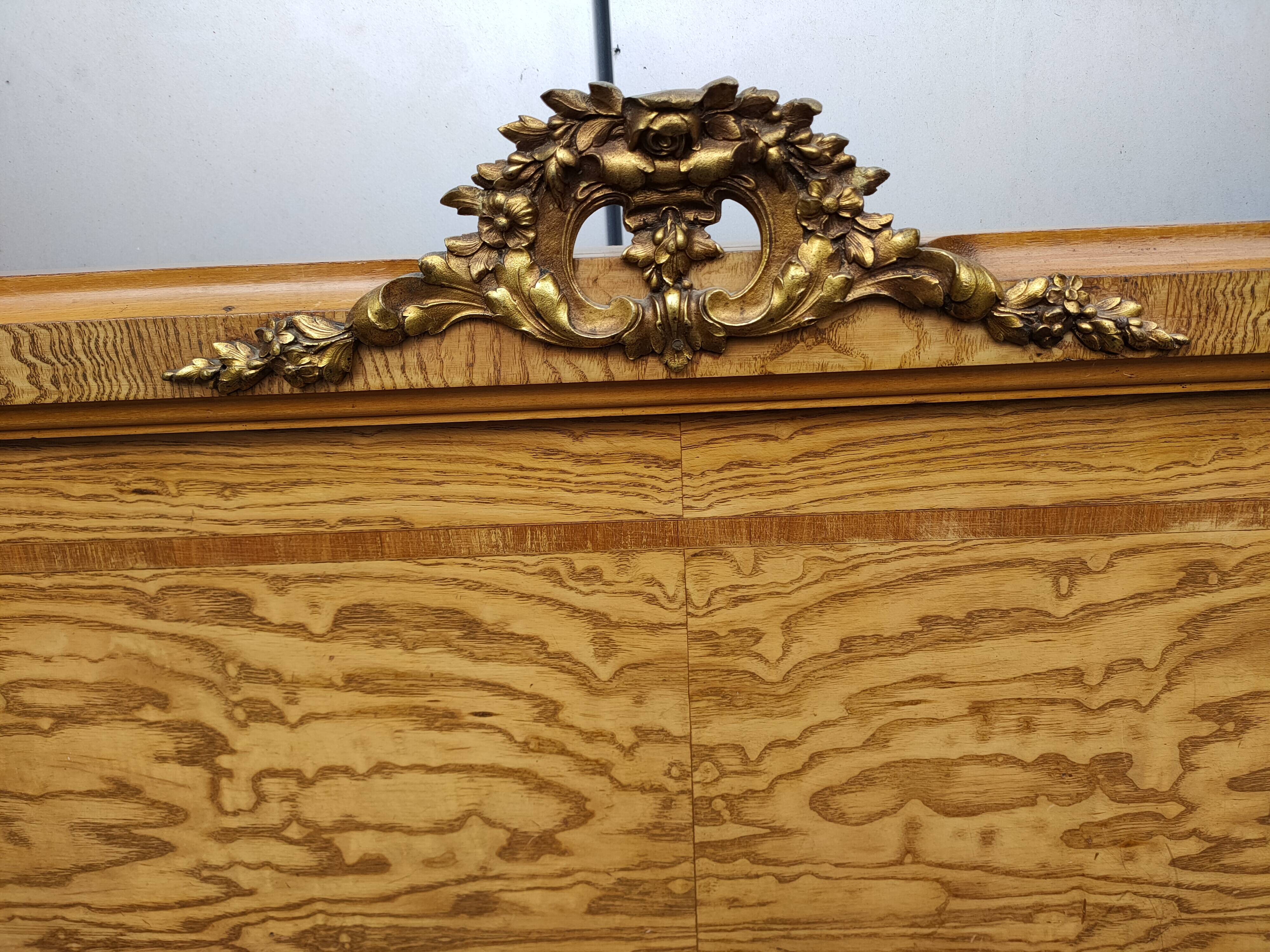 Antique style headboard