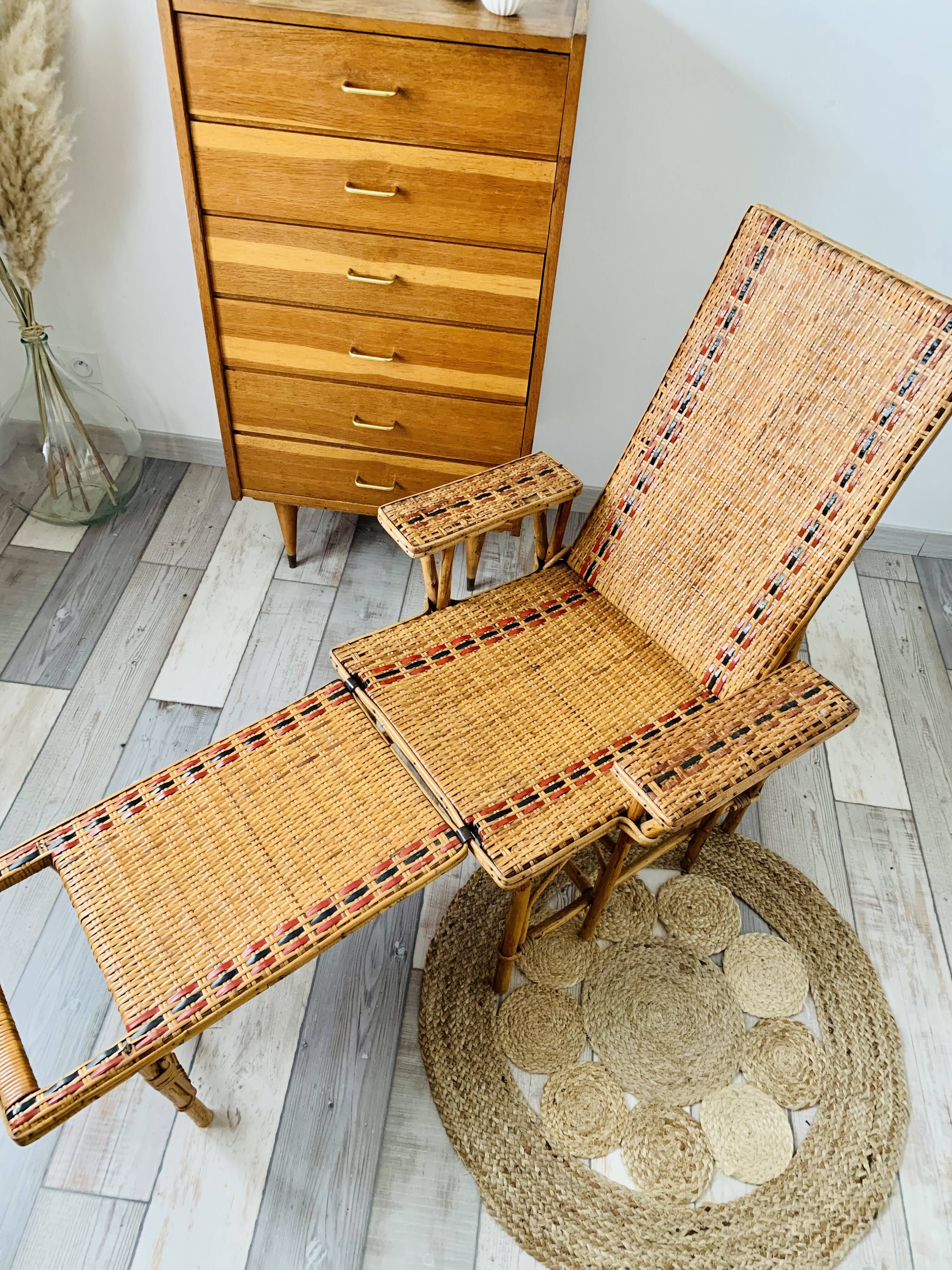 Antique chaise longue