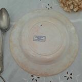 Assiettes creuses anciennes dépareillées en faïence terre de fer