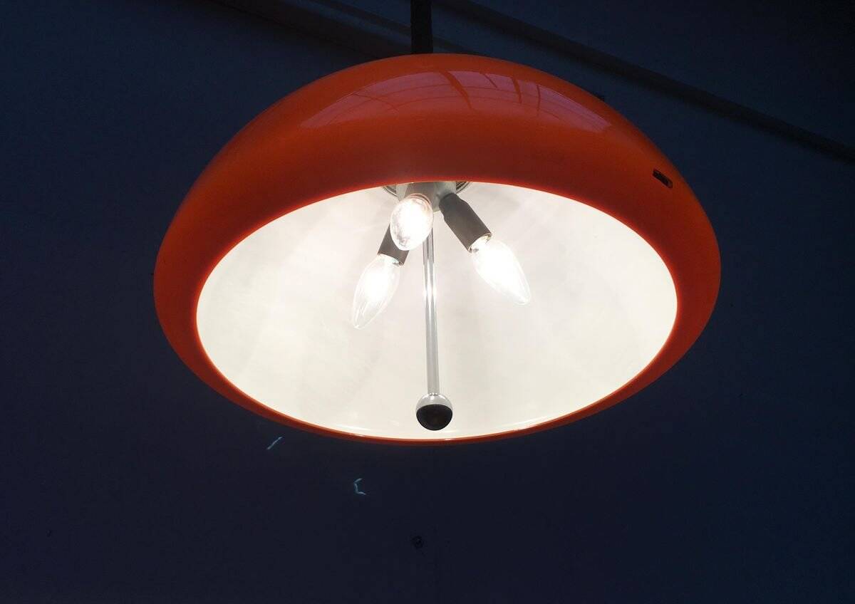 Space Age pendant lamp Cabras by Luigi Massoni for Guzzini