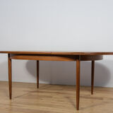 Mid-century modern teak oval dining table from G-Plan, United Kingdom, 1960s
