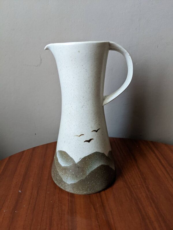 Pichet en porcelaine Virebent made in France japonisant