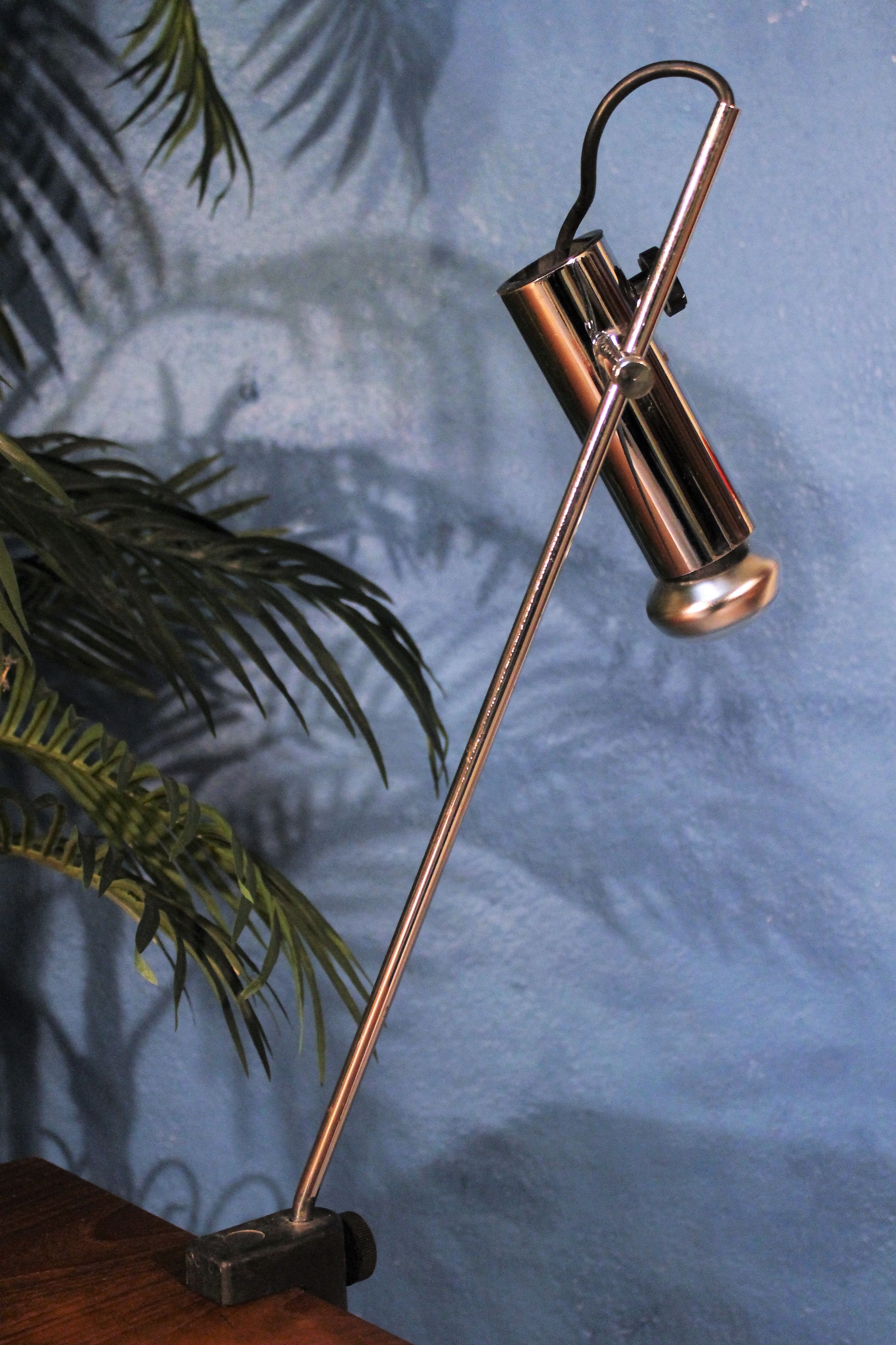 Italy arm sconce 1980