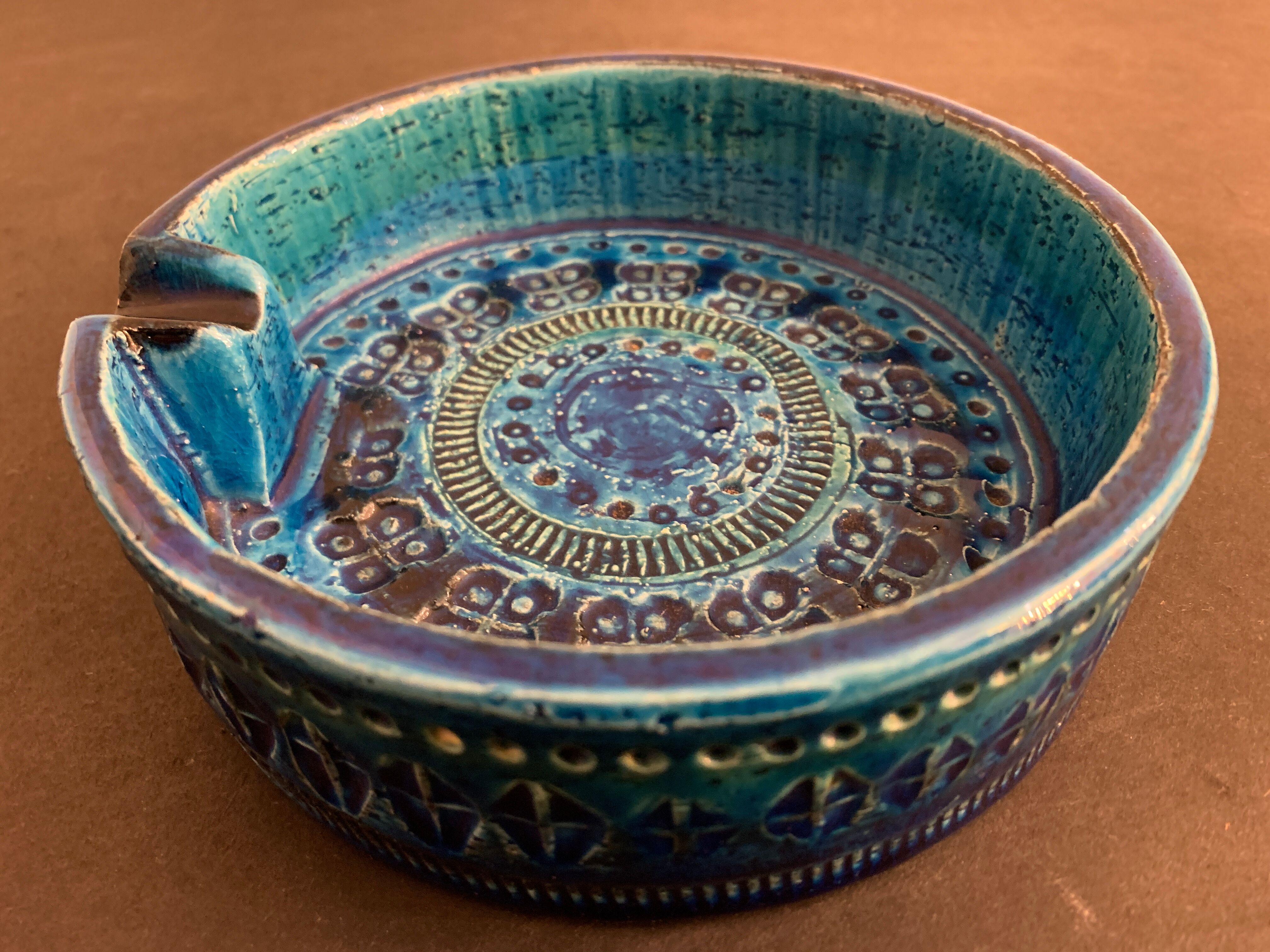 Italian blue ceramic ashtray, design Aldo Londi for Bitossi, 1960