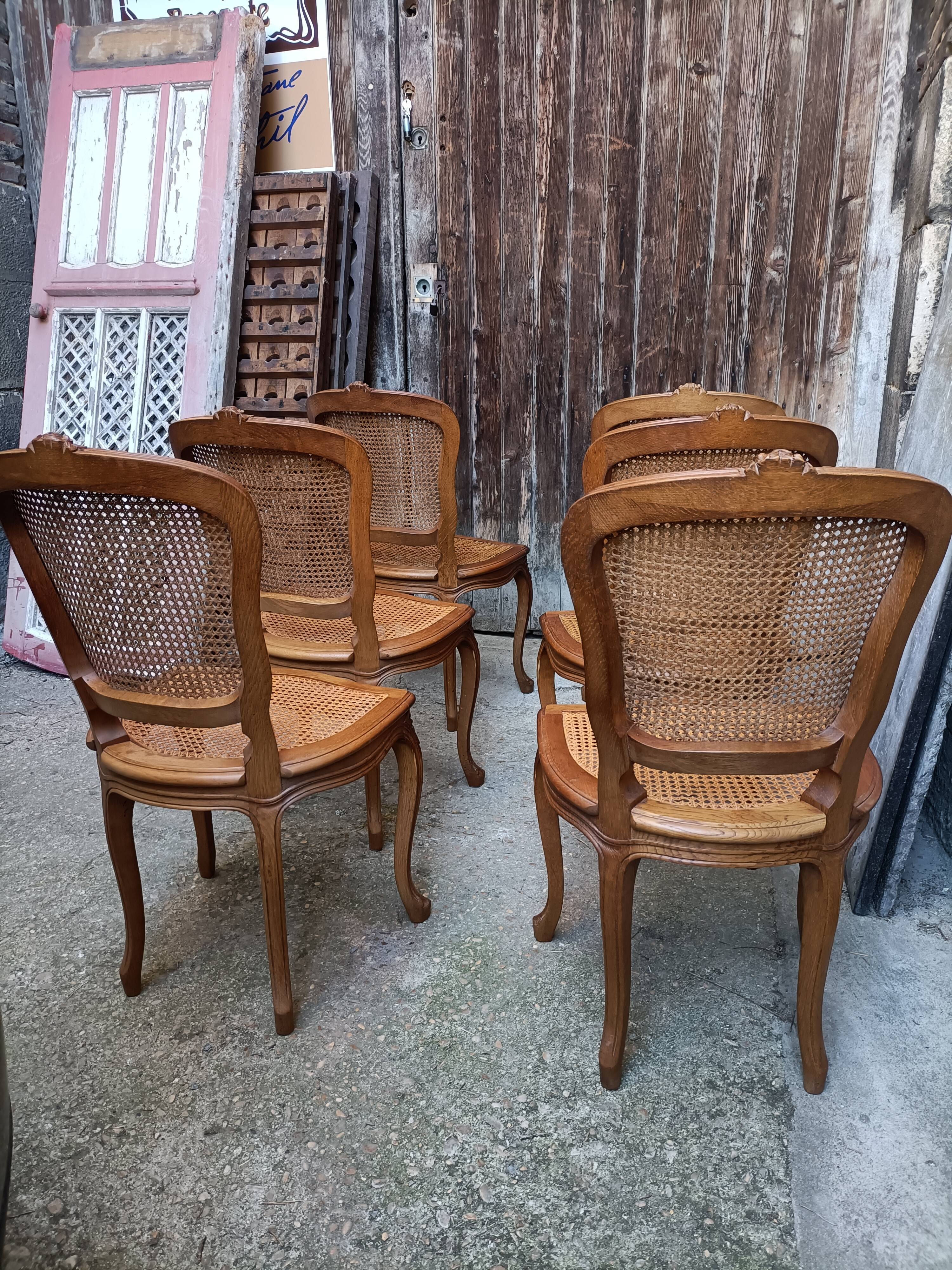 6 chaises cannées style Louis XV