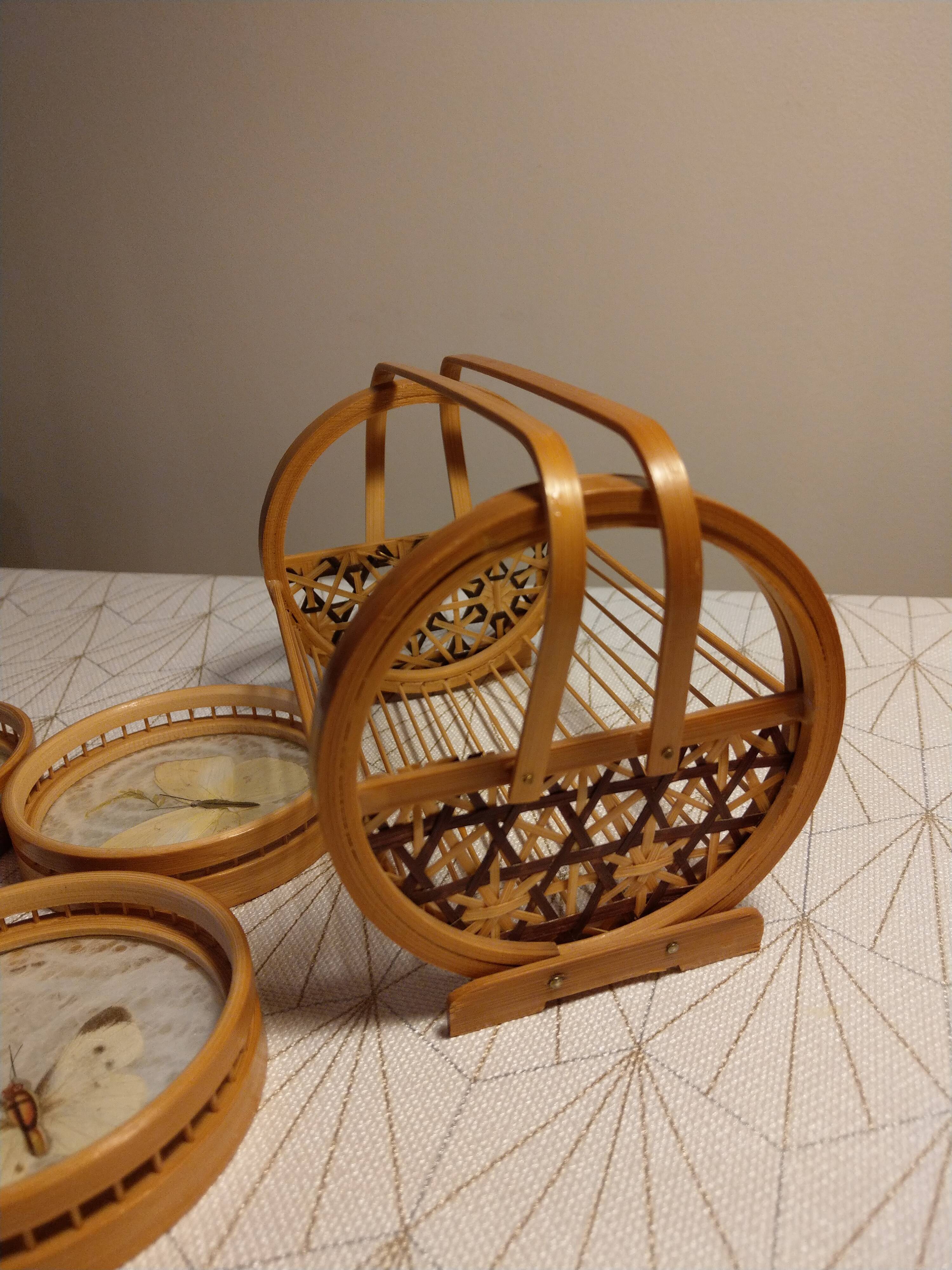 Butterfly glass underside