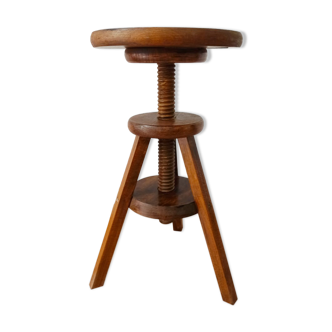 Screw stool