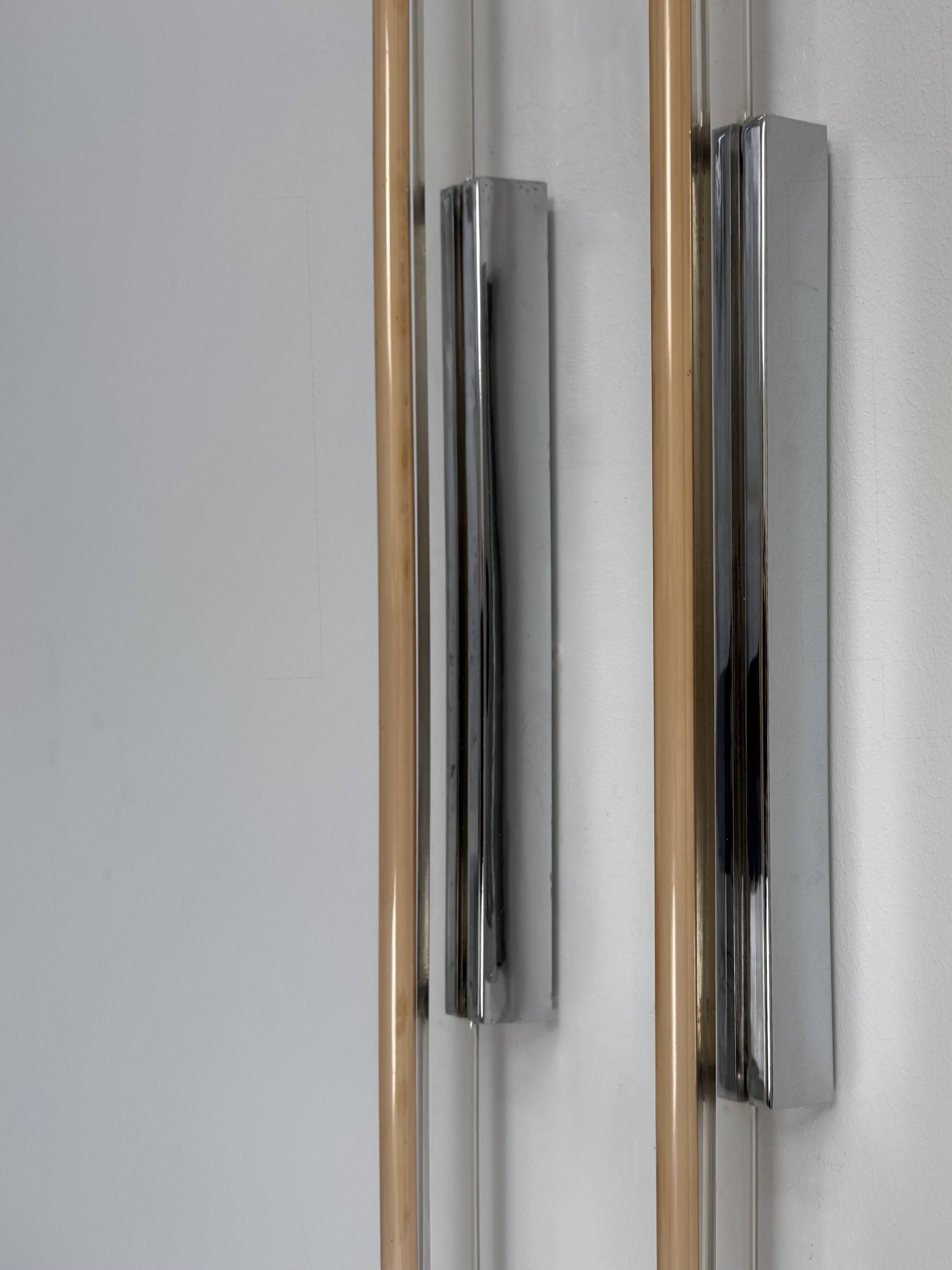 Pair of XL vintage wall lights, chrome metal and transparent ABS, Italy, 1980.
