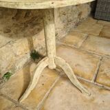 Side table, pedestal table patinated with natural pigments