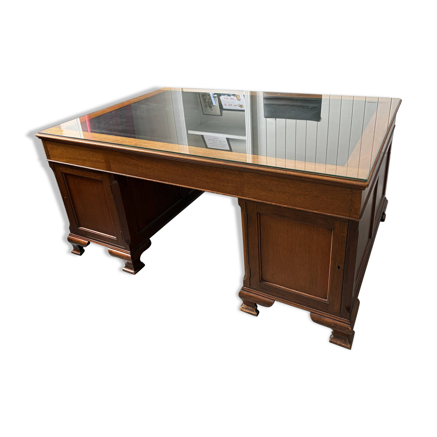 Bureau de ministre double face