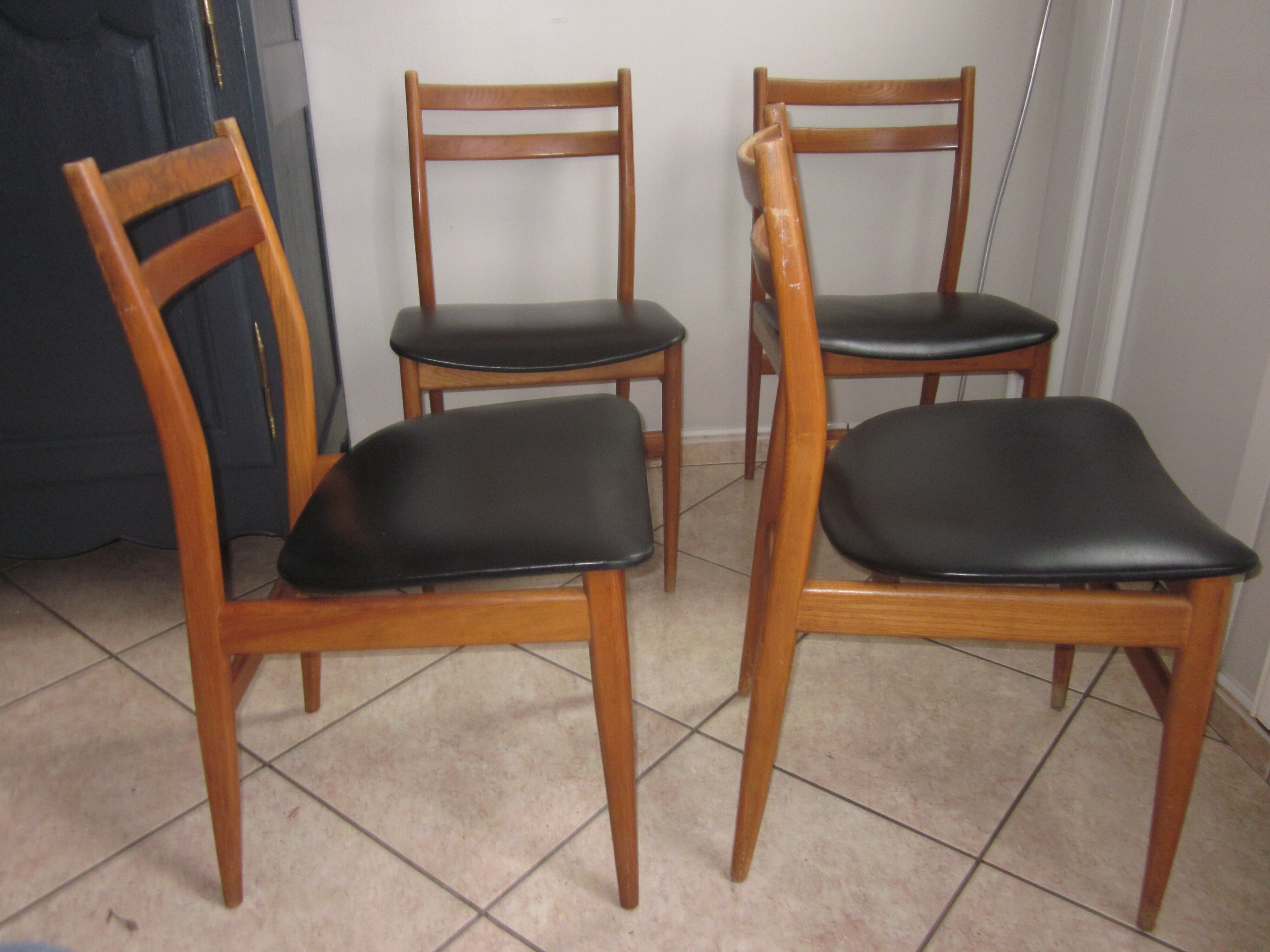 4 Scandinavian chairs teak and skai 1960