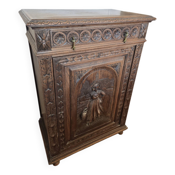 Ancien meuble breton - type confiturier