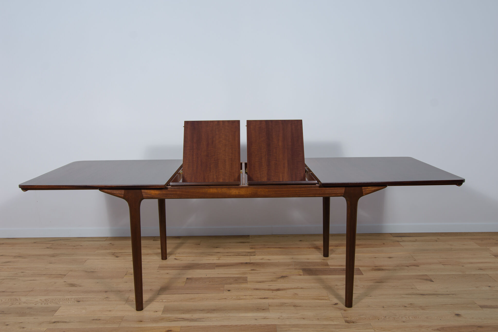 Mid-Century Teak Extendable Dining Table from McIntosh, 1960s