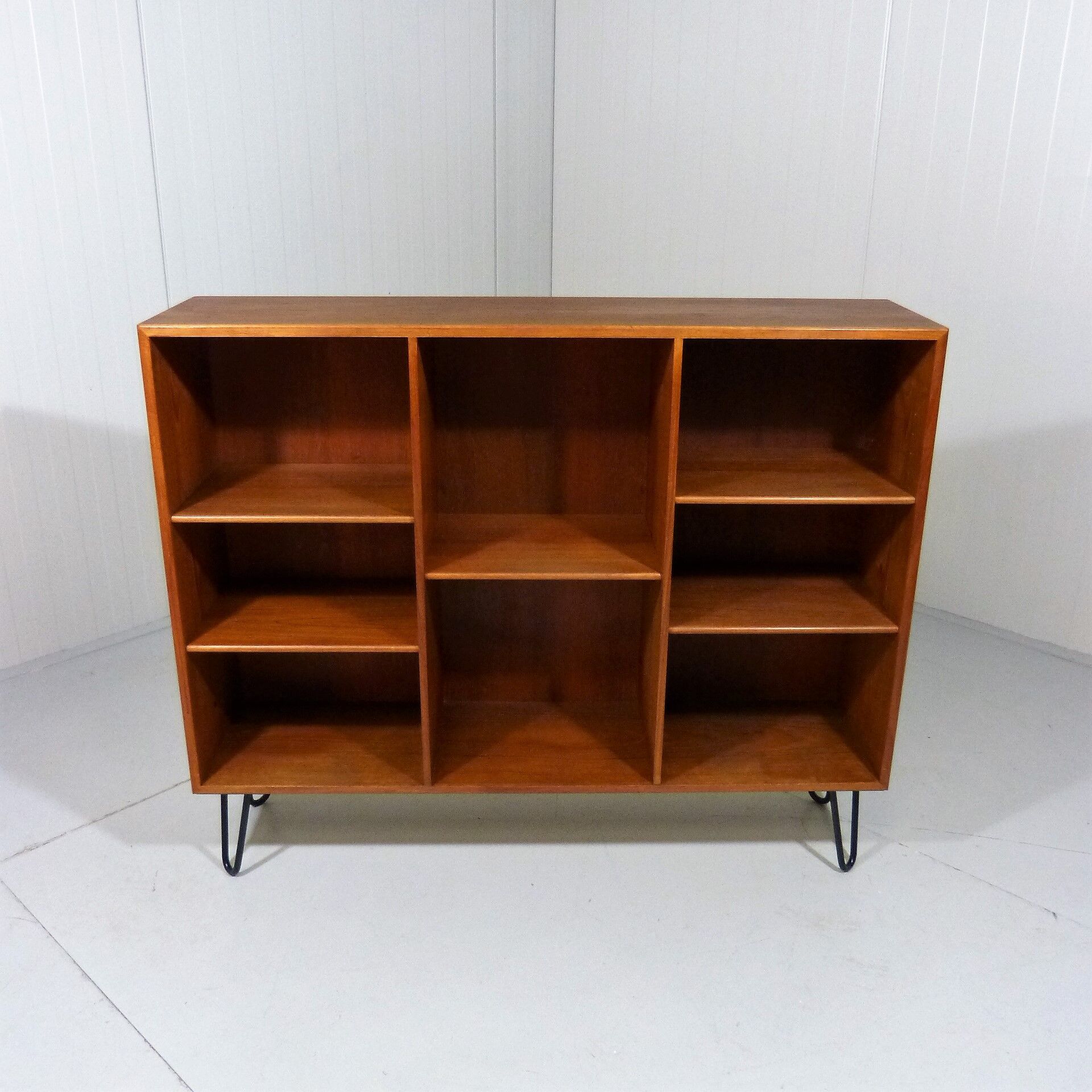 Teak bookcase with hairpin legs by Børge Mogensen for Søborg Møbler Denmark, 1960’s