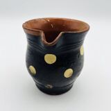 Petit pichet savoyard en terre cuite vernissée noir à pois - 637010