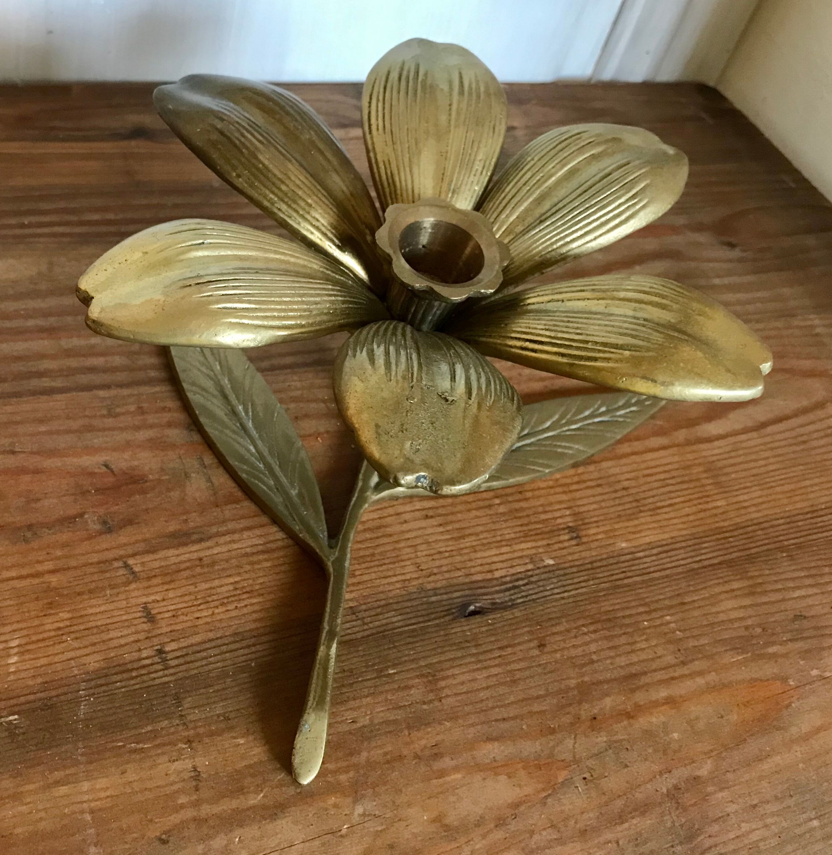 Vintage brass flower ashtray
