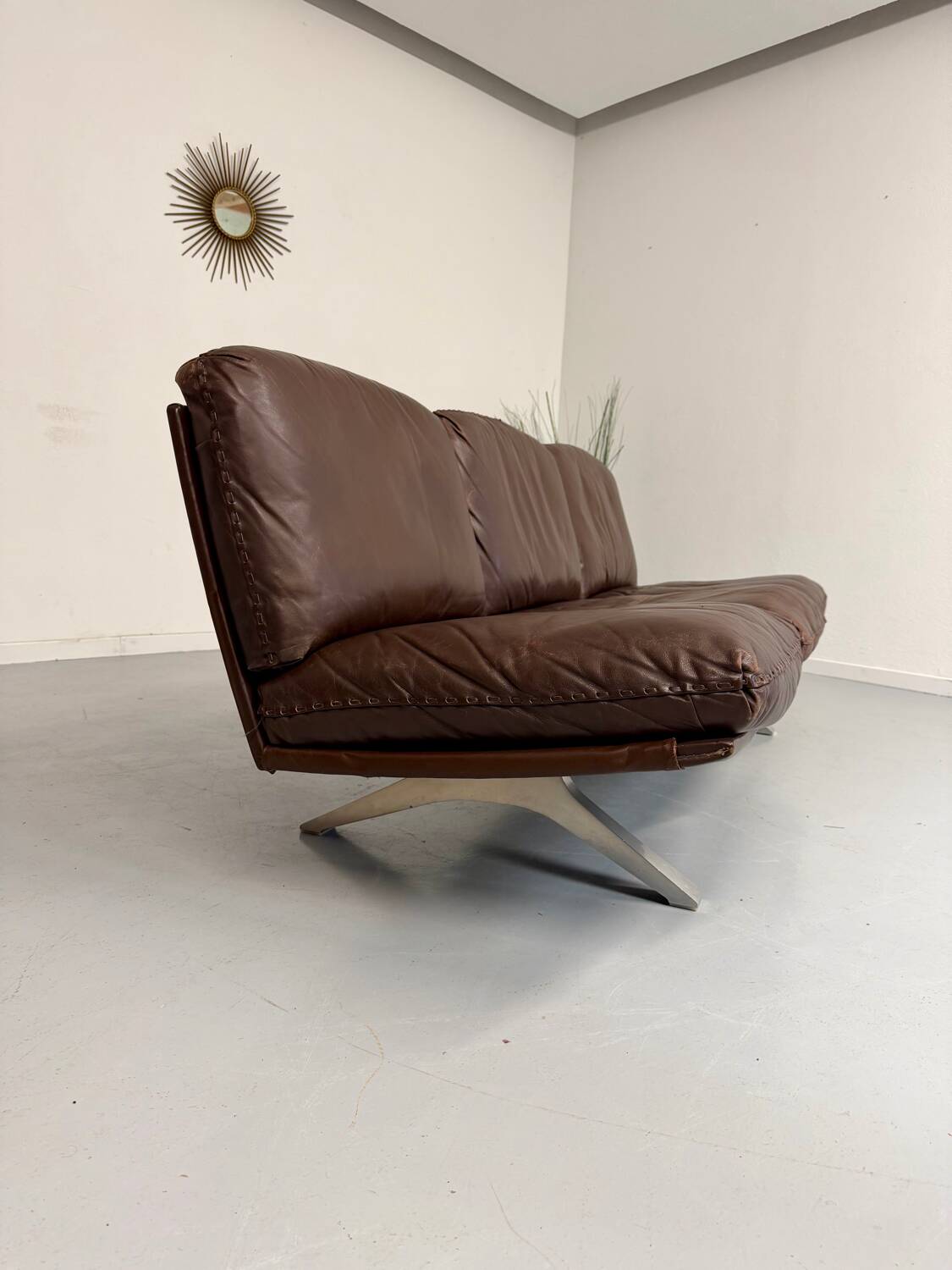 De Sede DS31 vintage leather 3-seater canapé banquette from the 1970s.