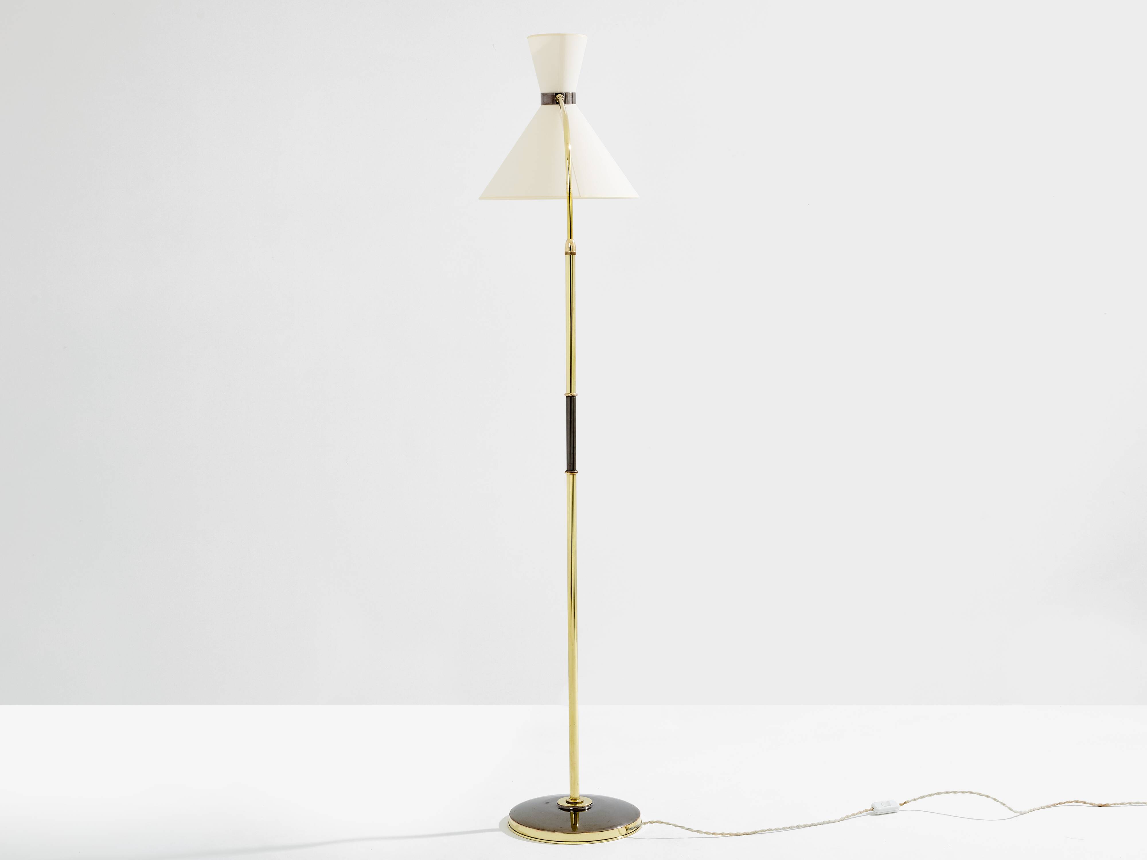 Maison Lunel lampadaire diabolo laiton canon de fusil vers 1950