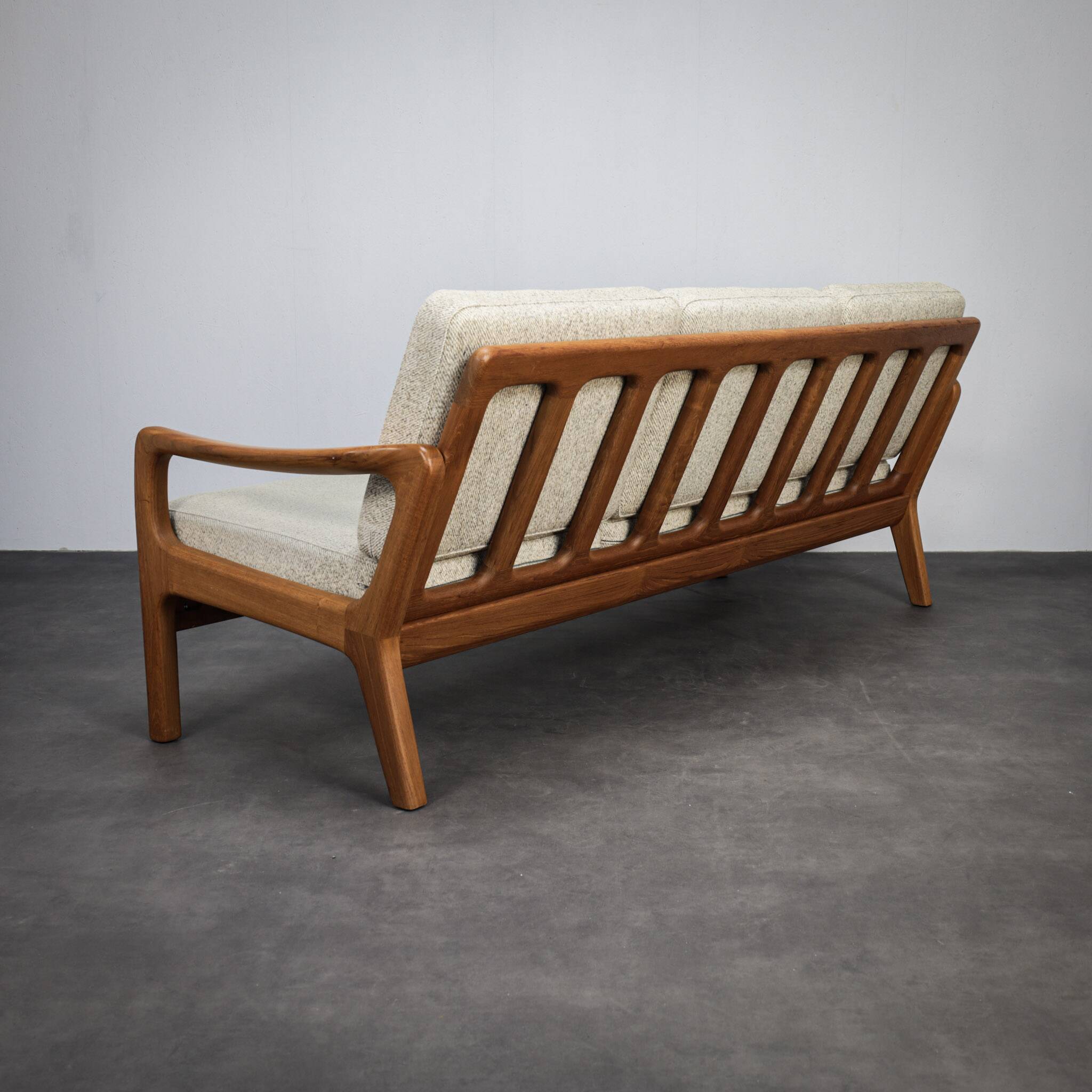 Mid-century Danish 3-seater sofa / daybed by Juul Kristensen (1970s)