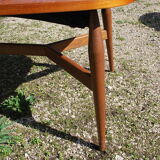 Smorrebrod liftable table