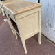 Paire chevets style Louis XV blanc bois brut
