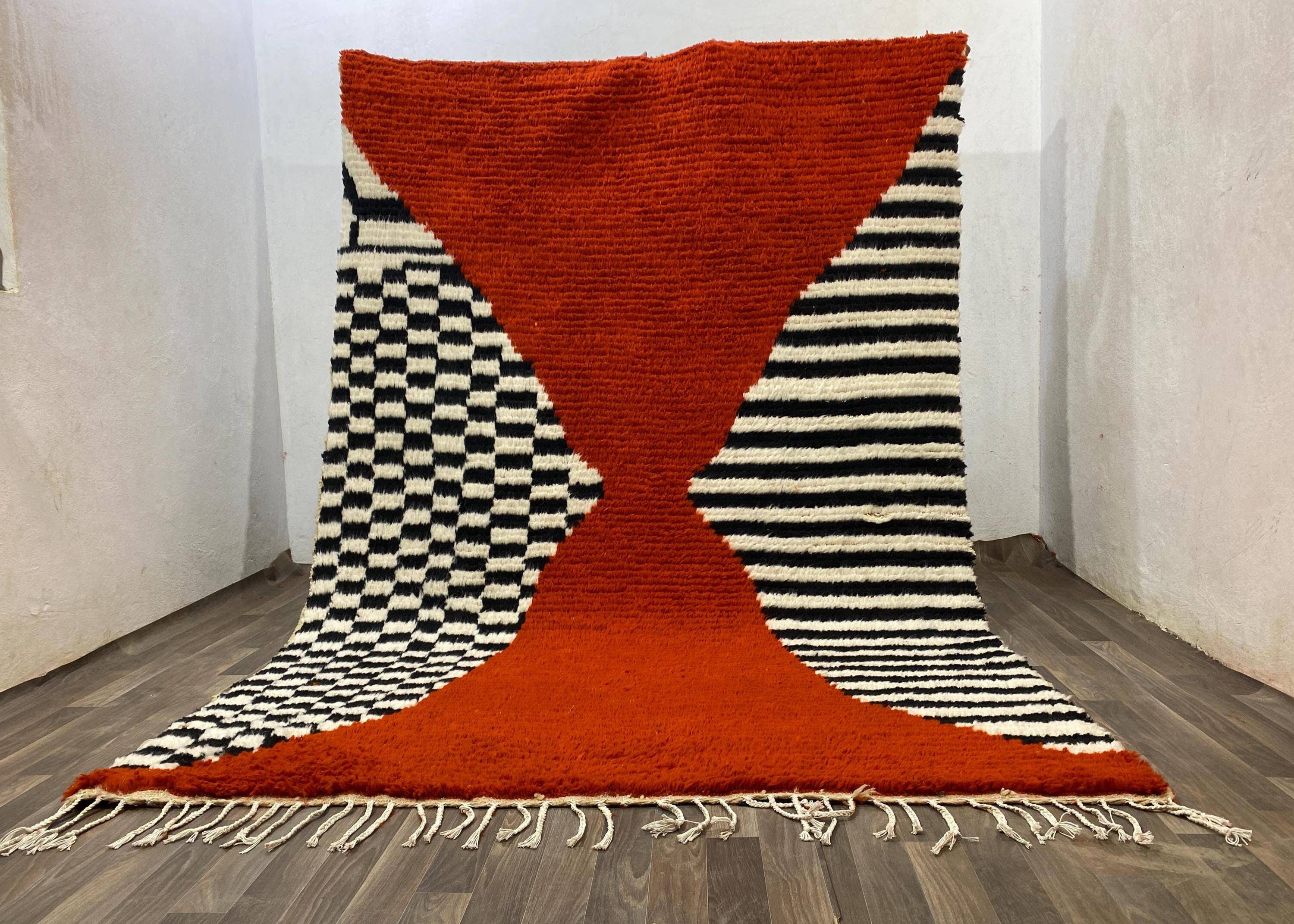 Traditional Berber rug 2.5 x 1.5 m