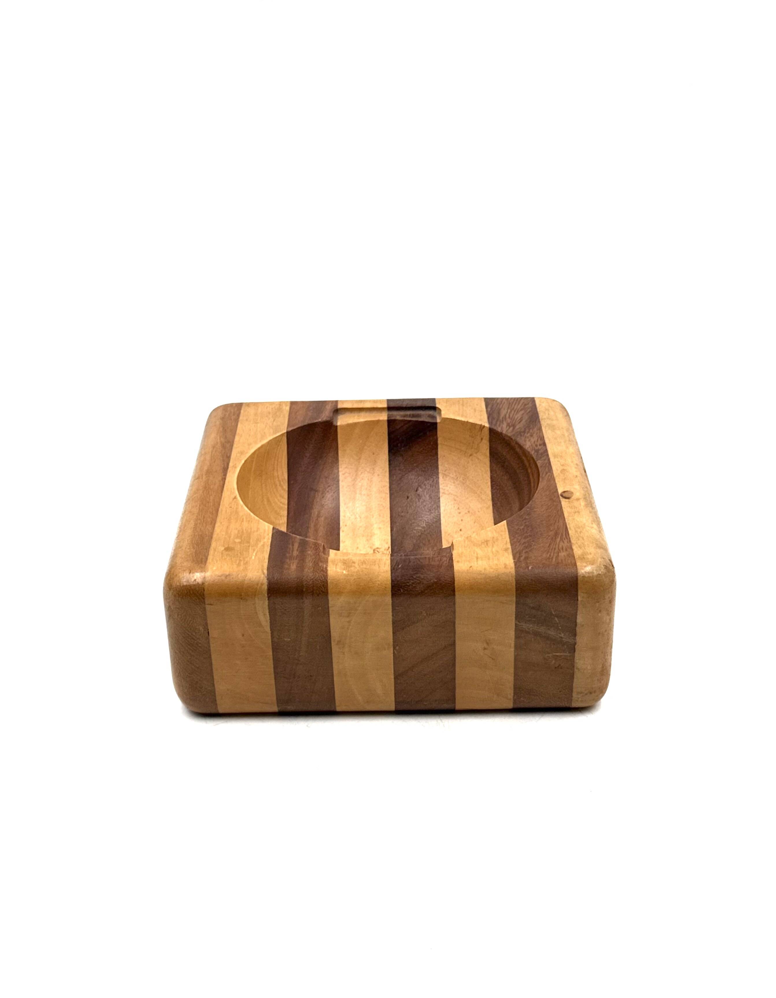 Mid-century wood ashtray / bowl, Italy ca. 1970
