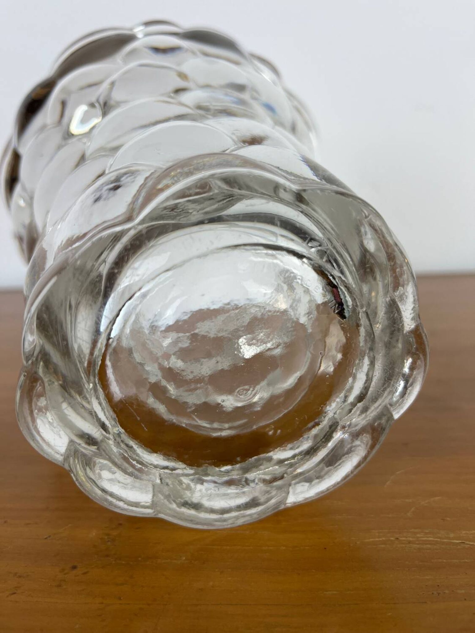 Vase Pierre D’Avesn nid d’abeille art déco signé