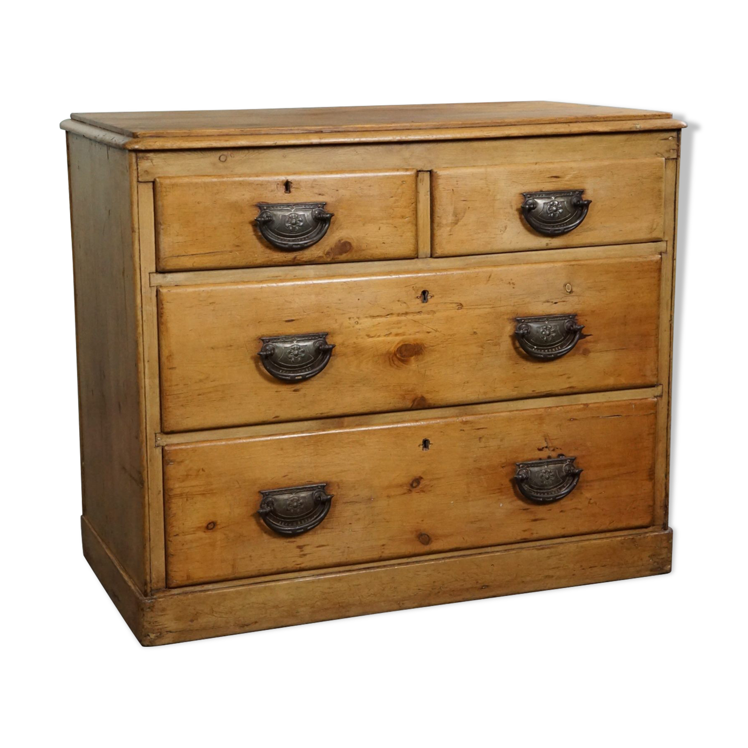 Commode anglaise ancienne en pin
