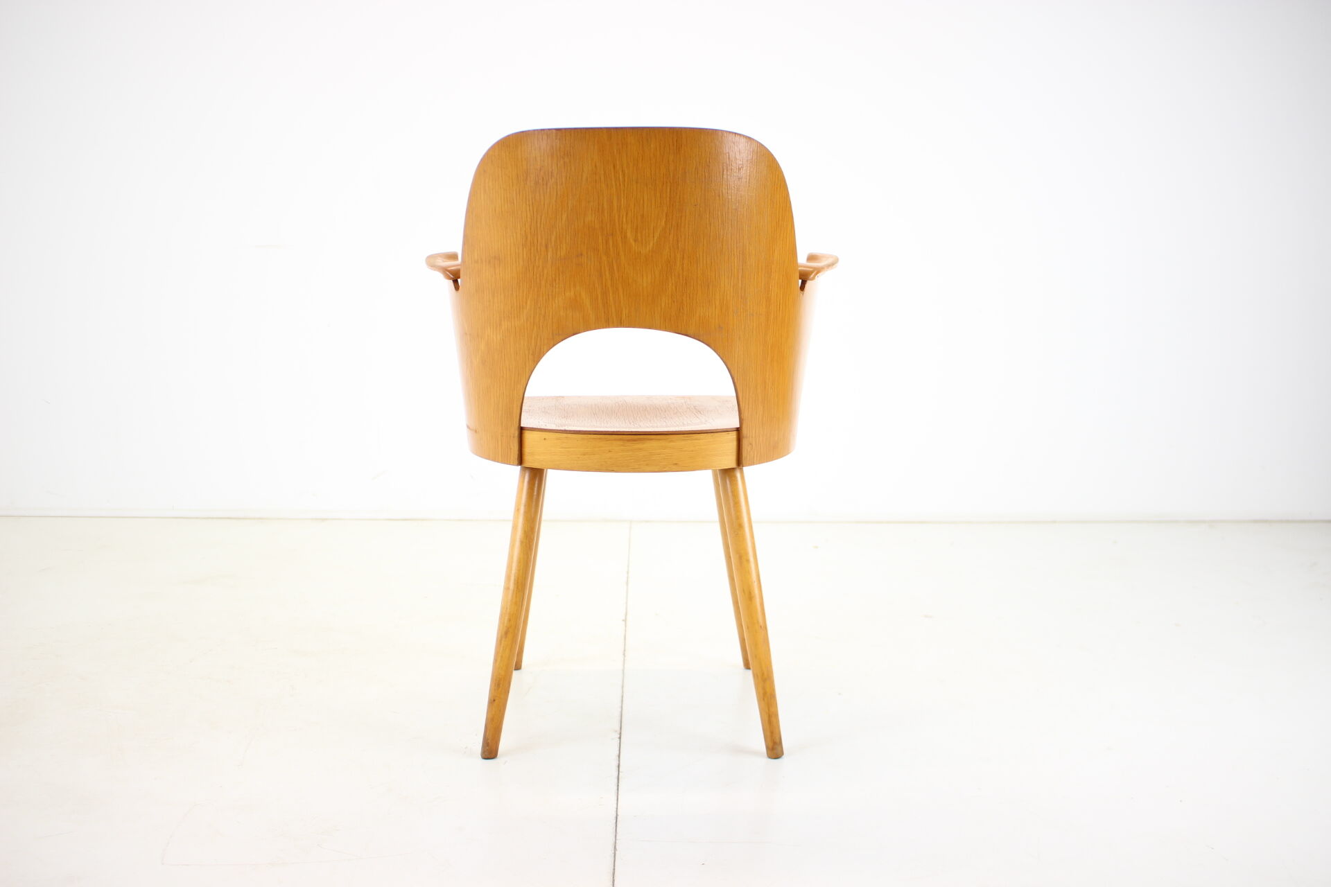 Oswald Haerdtl Beech Chair, Czechoslovakia, 1959