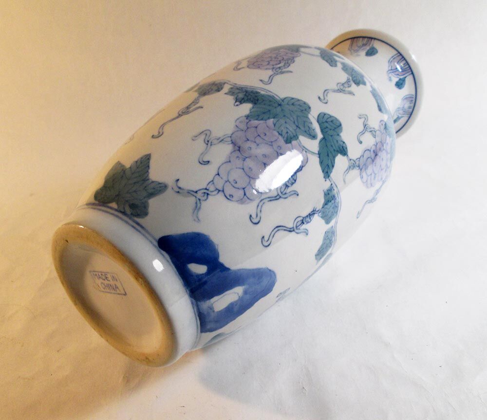 Chinese vase decoration vine