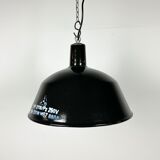 Suspension industrielle en émail noir de chez emax, années 1960