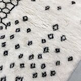 Moroccan berber carpet m'rirt ecru with small graphic patterns 327x218cm