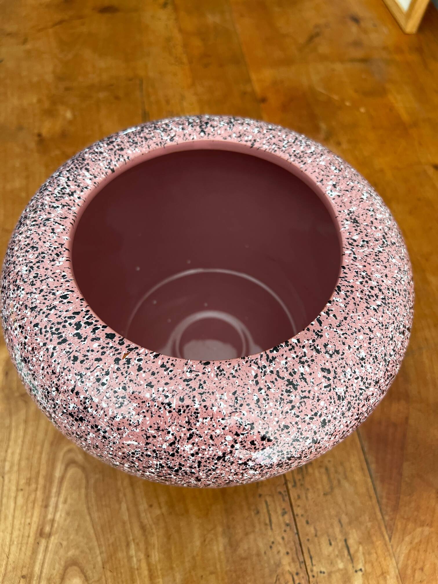 Pink memphis-style vase