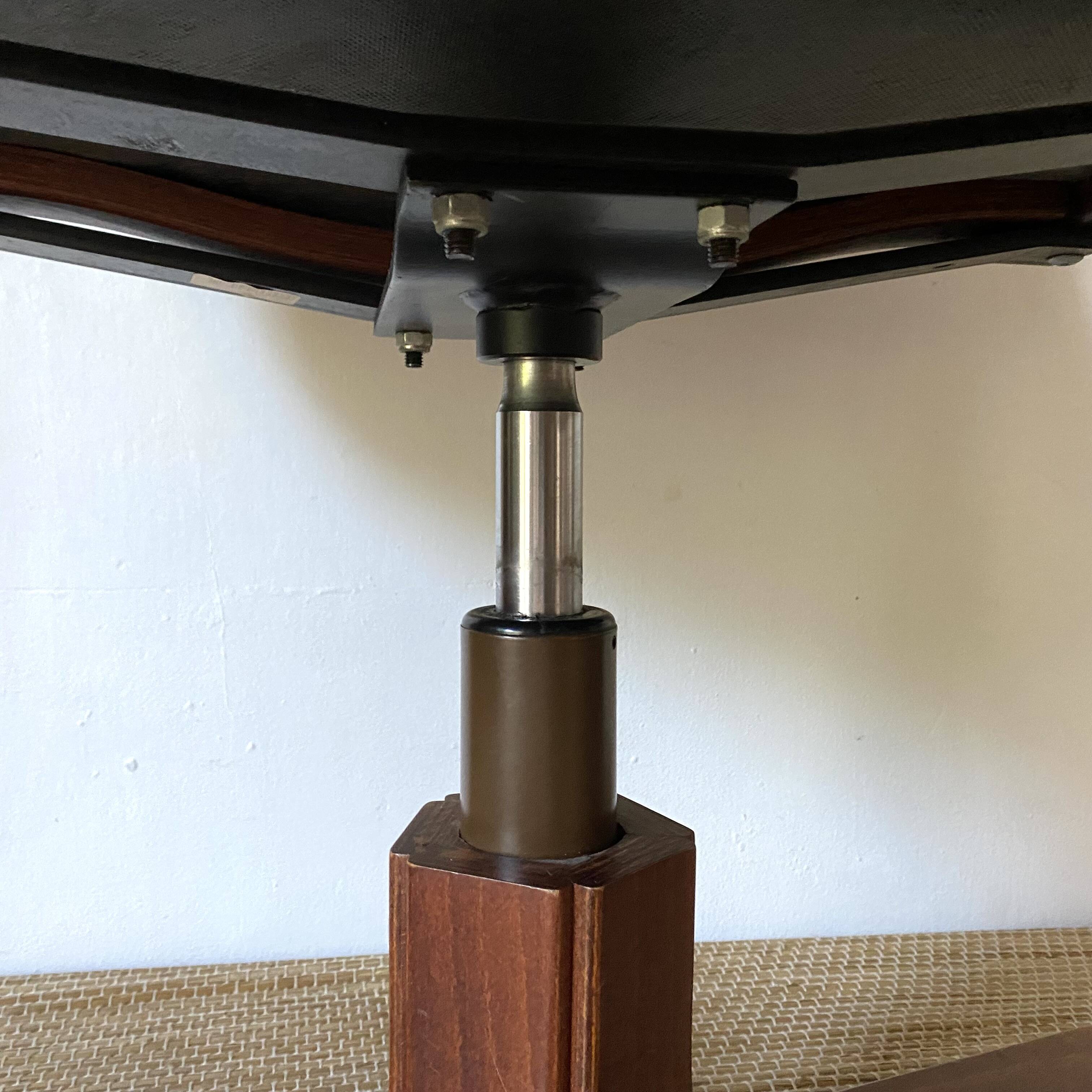 Fauteuil scandinave pivotant vintage