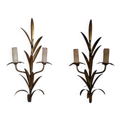 Paire d'appliques feuilles en métal doré