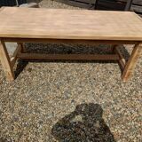 Farm table