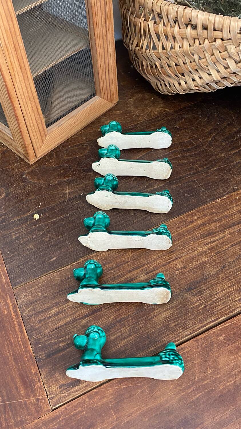 Ceramic poodle knife rest