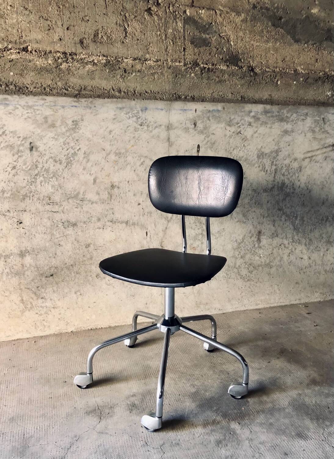 1950s/60s Chrome and Faux Leather Office Chair