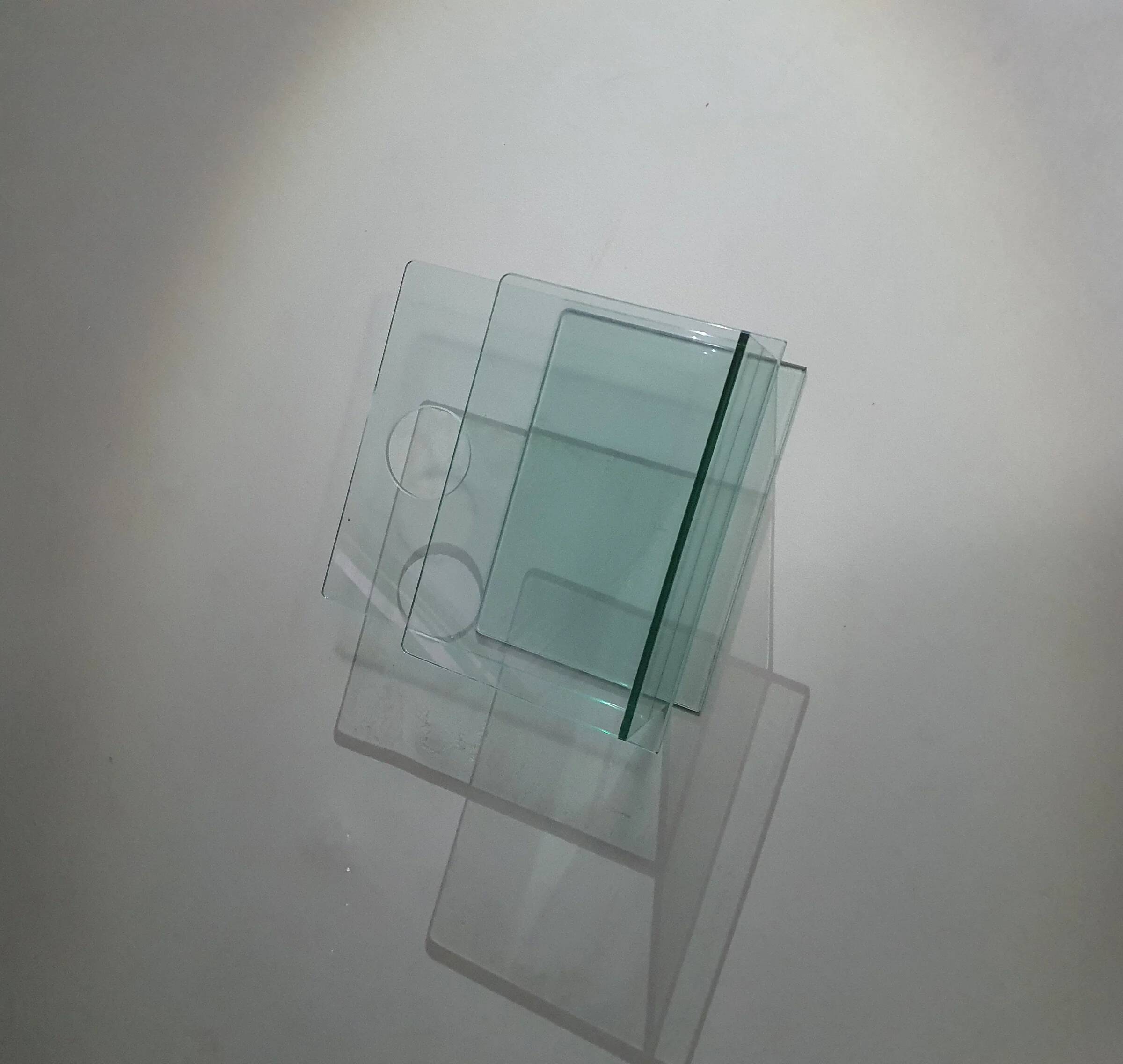 Porte-revues / verre / années 1980