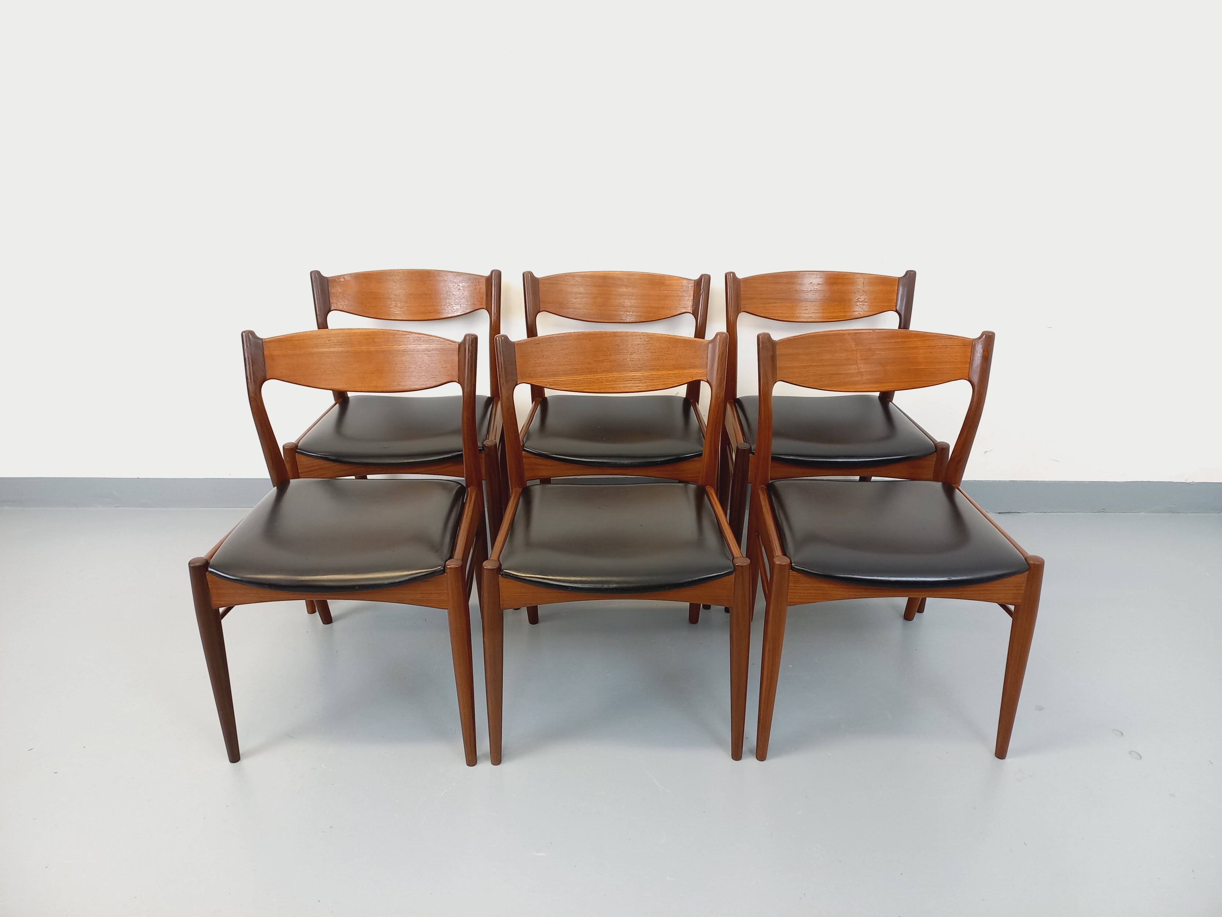 6 vintage Danish Scandinavian chairs by Aerthoj Jensen & Molholm in teak.