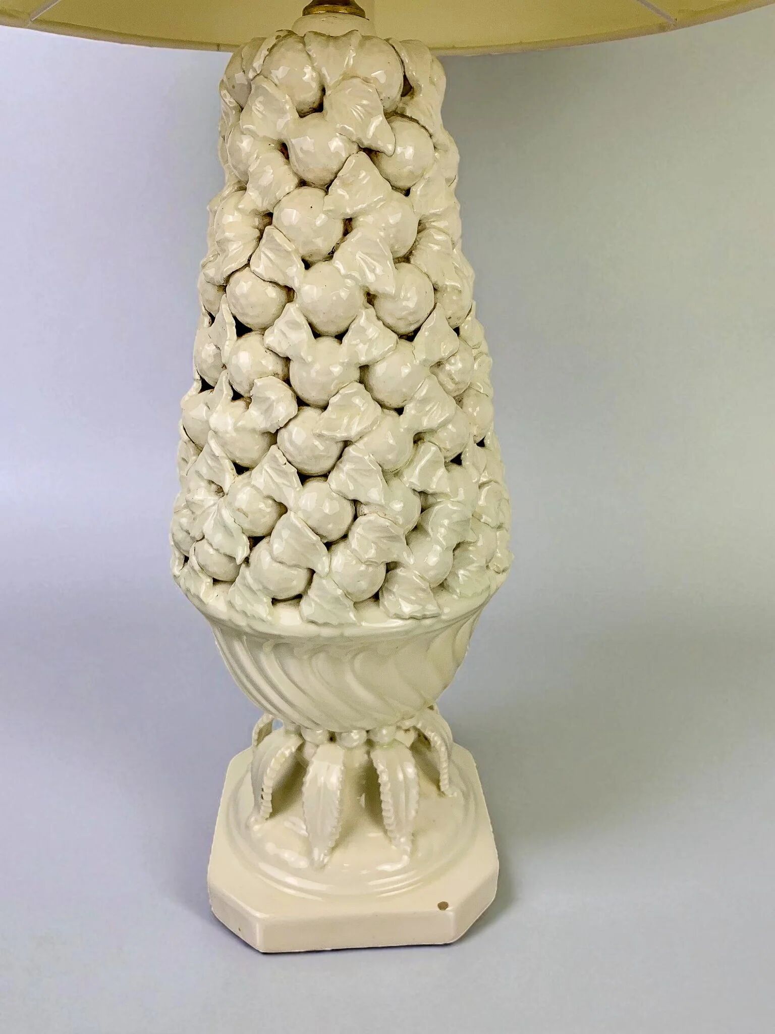 Spanish floral ceramic table lamp from Manises, Spain, circa 1970s